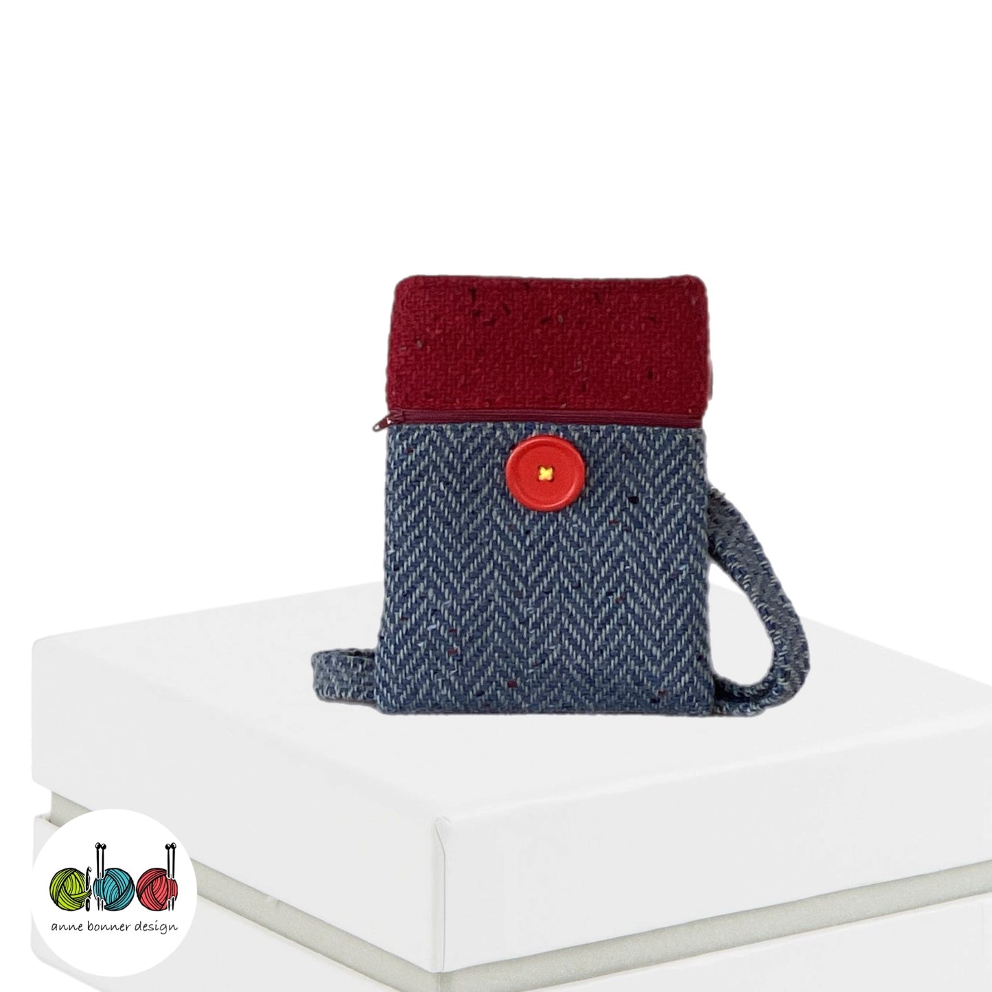 Handcrafted Donegal Tweed Crossbody Phone Bag – One of a Kind | PB003