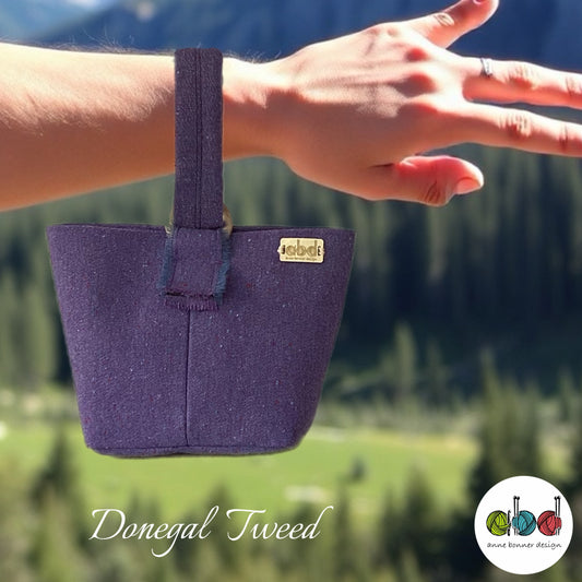 Handcrafted Donegal Tweed Wrist Bag – One of a Kind | WB009